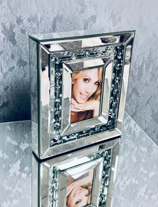 Floating Crystal Medium Photo Frame