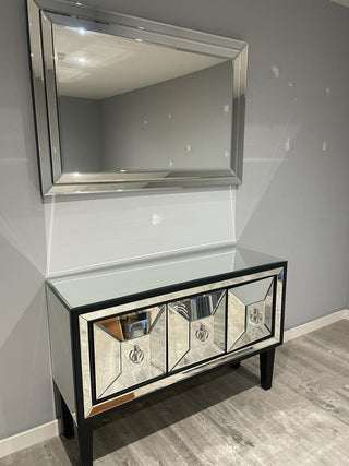 Boston Console and Mirror Set